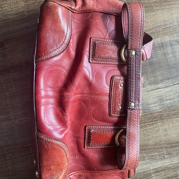 Coach purse - Picture 2 of 2